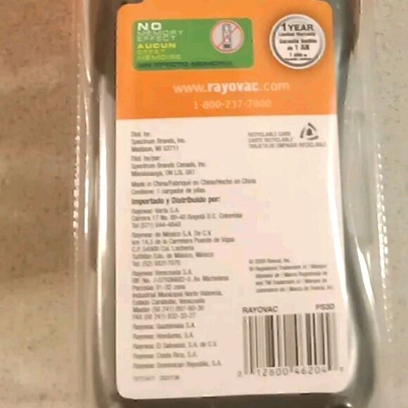 Rayovac rechargeable high energy universal battery charger - Picture 3 of 3